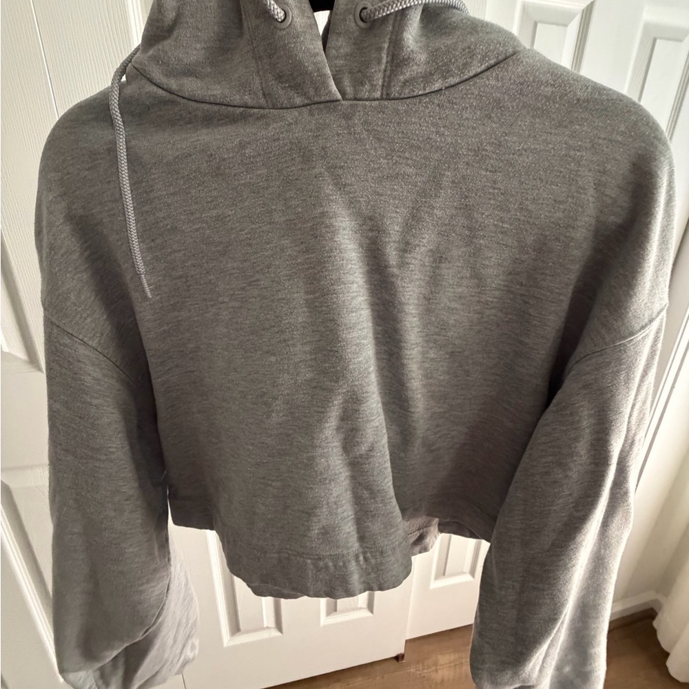 !!!SOLD!!! Alo Yoga Bae Hoodie